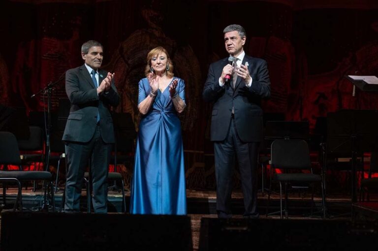 La Gala Solidaria de la Cooperadora del Hospital de Niños volvió a emocionar en el Teatro Colón