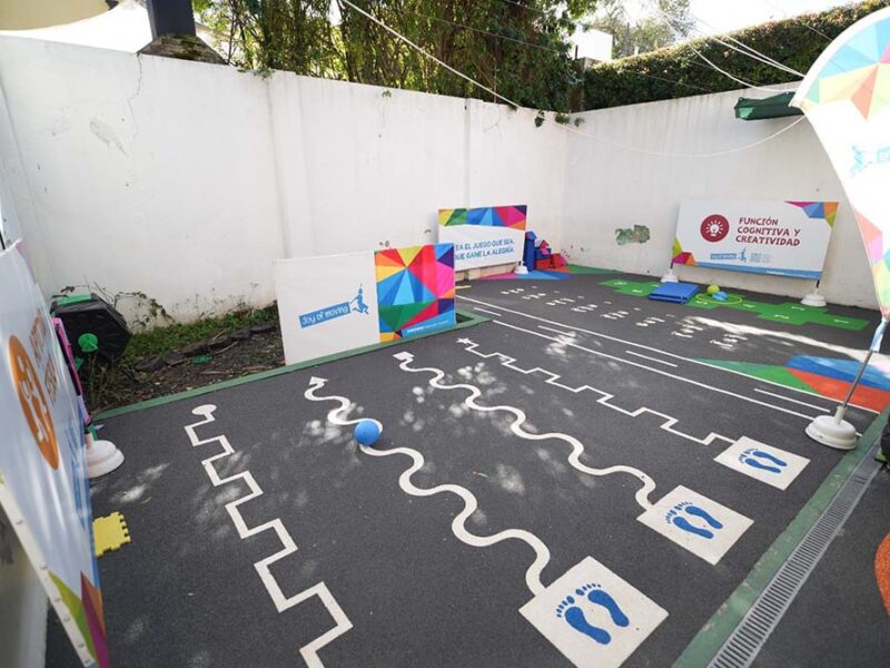 Se inauguró en el Jardín N°8 de Vicente López el primer patio adaptado Joy of moving