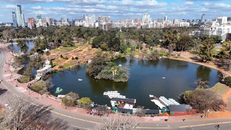 Los lagos porteños, aliados del ambiente: cómo cuida la Ciudad sus espejos de agua