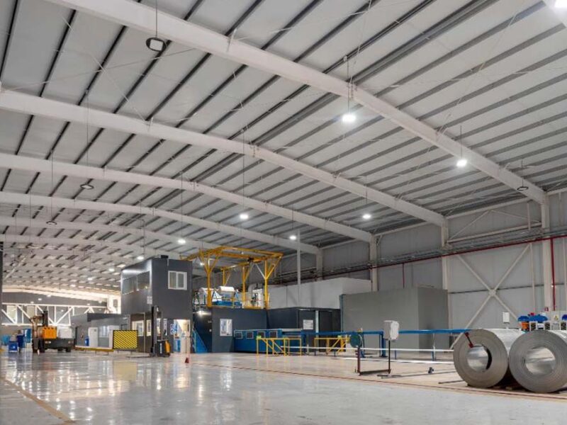 La multinacional irlandesa Kingspan Group elige a Grupo LTN, referente argentino de la construcción, para expandirse en Sudamérica