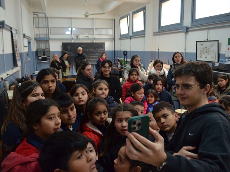 De La Luisa a La Plata: alumnos de una escuela rural visitaron la Facultad de Ingeniería de la UNLP