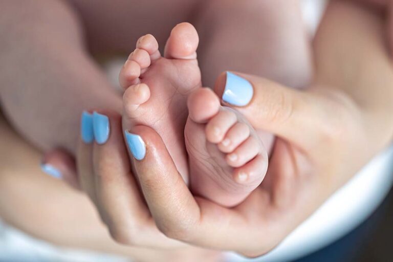 Baja natalidad en Argentina: ¿qué condiciona las decisiones sobre tener hijos?