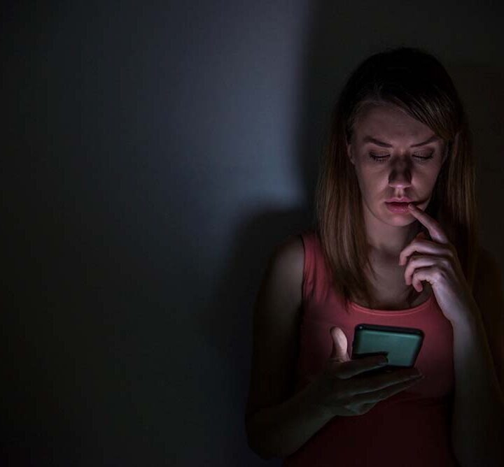 Señales para detectar la nomofobia: cuándo la dependencia al celular se convierte en un problema