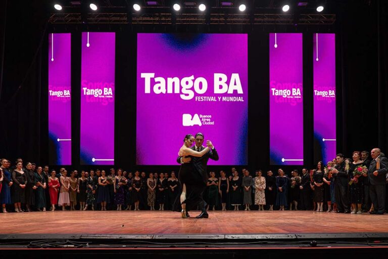 Buenos Aires late al ritmo del tango