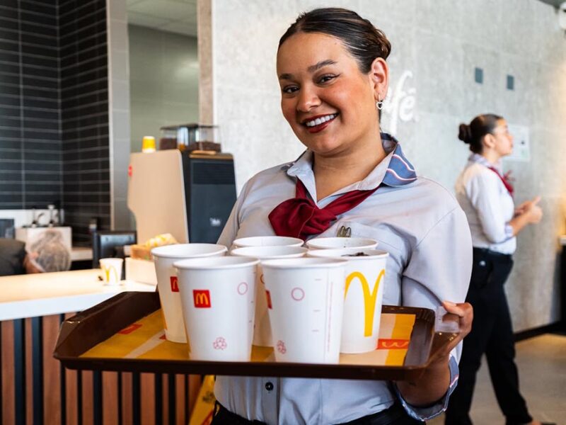 Arcos Dorados fue reconocida como la mejor empresa para trabajar para las mujeres en Argentina