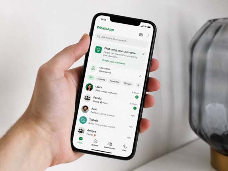 Argentina ya no atiende llamadas: cómo WhatsApp se convirtió en la infraestructura social del país