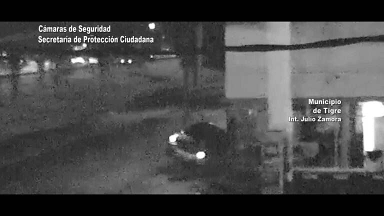 El choque de un automóvil contra una estación de servicio terminó con un ocupante detenido: tenía pedido de captura