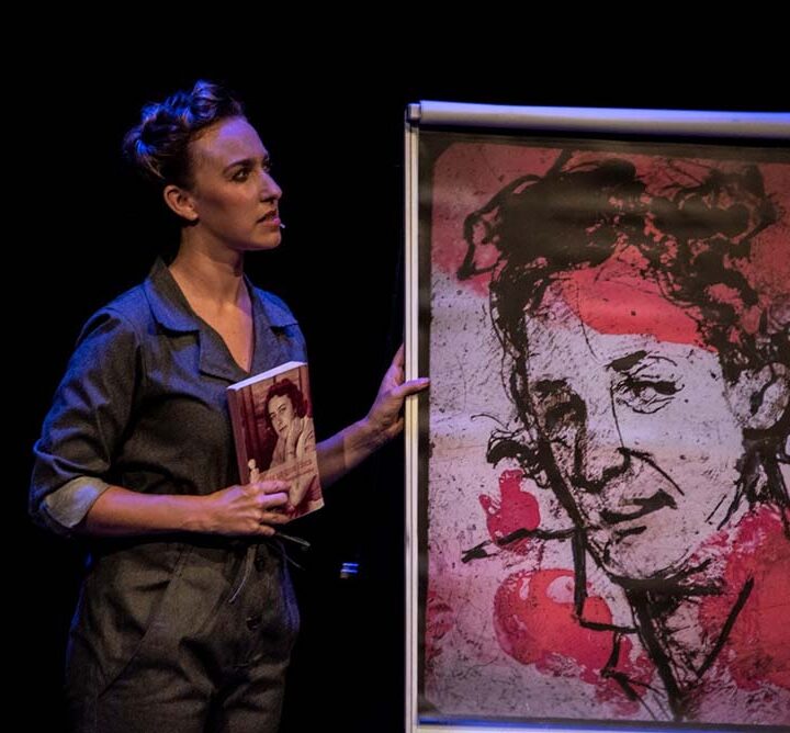 Ciencia, música y teatro: el Planetario recibe el regreso de Christiane, un biomusical científico