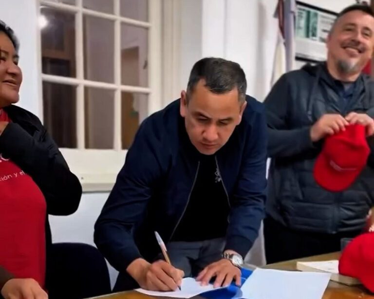 La confederación CONARCOOP y la Federación Rural sellaron un acuerdo para fortalecer un bloque cooperativo urbano y agrario