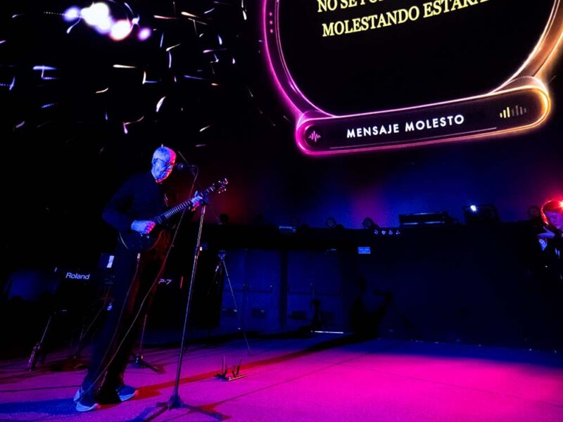 Le dijeron que era imposible: así se construyó la IA con la que un economista improvisa música en vivo