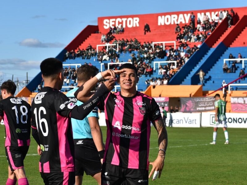 Atlético Escobar derrotó a Defensores de Vilelas y se acerca al objetivo de clasificar a los playoffs por el segundo ascenso
