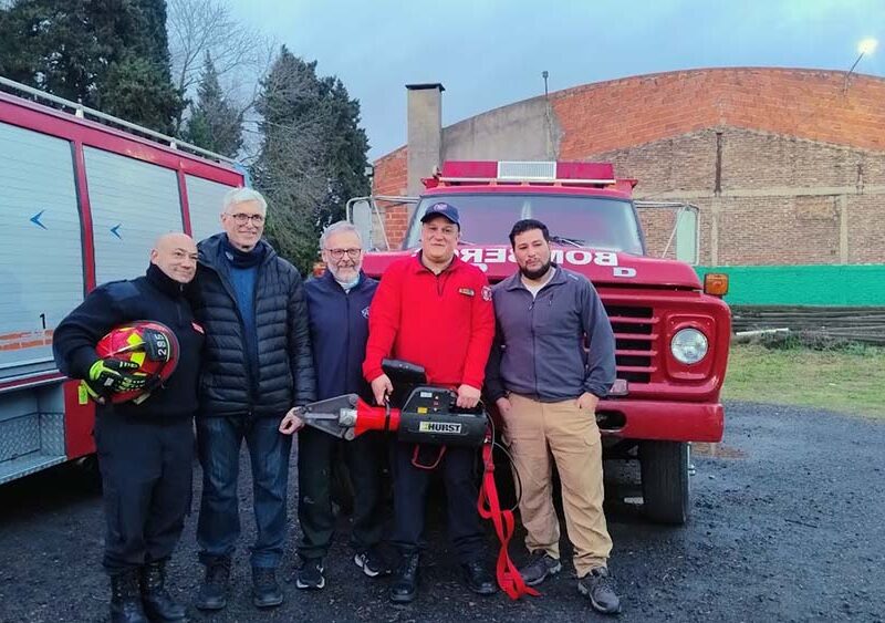 La Facultad de Ingeniería de la UNLP adaptó equipamiento clave para los Bomberos Voluntarios de Arturo Seguí