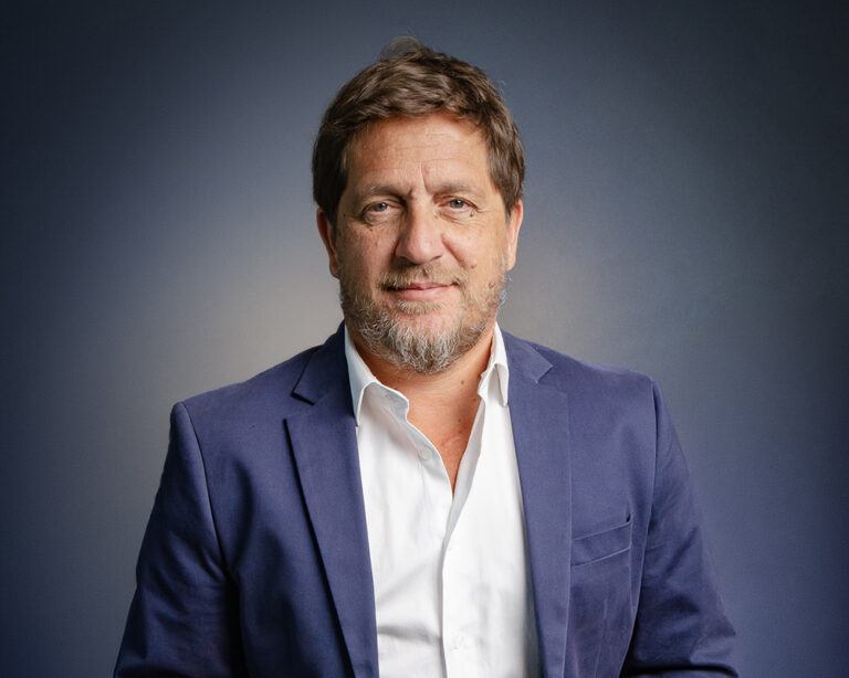 Gobernanza de IA: el nuevo desafío de las empresas para escalar agentes inteligentes de forma segura