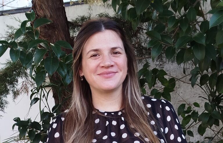 La vejez como un territorio propio: ¿por qué debemos dejar de infantilizar a las personas mayores?