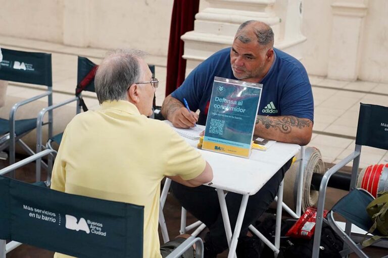 Más servicios en tu barrio lleva sus oficinas móviles de lunes a sábado