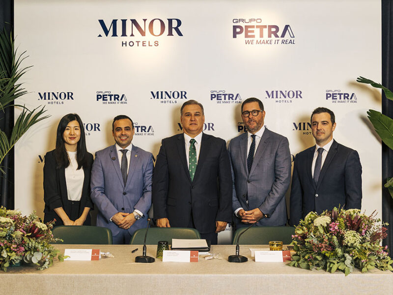 Minor Hotels y Grupo Petra firman una alianza estratégica para impulsar el desarrollo hotelero en Paraguay y anuncian un nuevo NH en Asunción