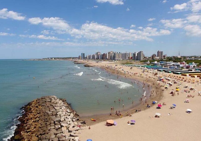 La nueva Miramar: del yoga en la playa a la gastronomía VIP