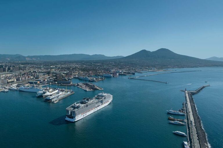 MSC Cruceros zarpa como socio global de la Copa América en Nápoles