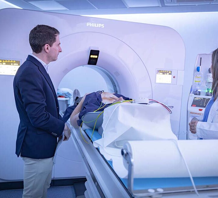 Philips presentó en Argentina la primera tomografía computarizada espectral basada en detectores e impulsada por IA para lograr mayor precisión diagnóstica