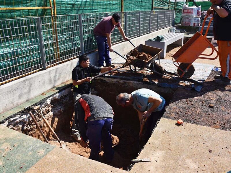 La Plaza Manzana 66 suma protección solar en el patio de juegos