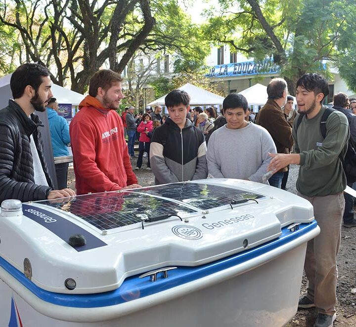 De satélites a prótesis robóticas: la Facultad de Ingeniería de la UNLP muestra sus desarrollos en una gran jornada abierta