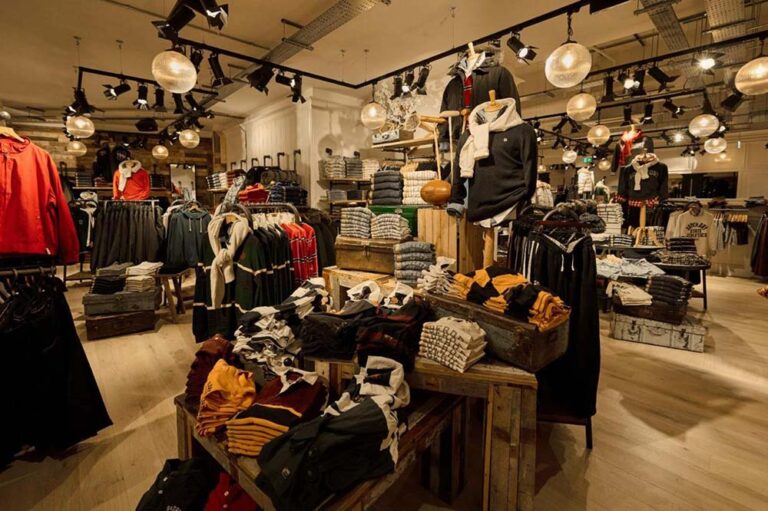 SUPERDRY & CO confirma la apertura de su primera tienda física en Argentina