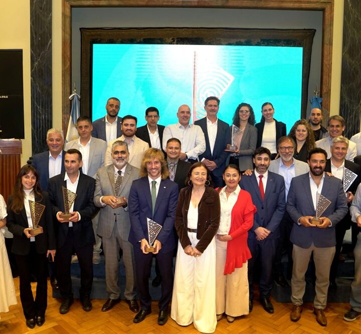 Toyota Argentina recibió el Premio Nacional de Economía Circular 2026 por su proyecto de recuperación de baterías híbridas