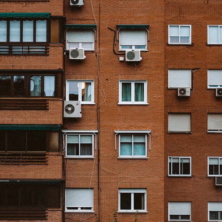 La demanda mundial de aire acondicionado podría triplicarse hacia 2050, según escenarios analizados por Daikin