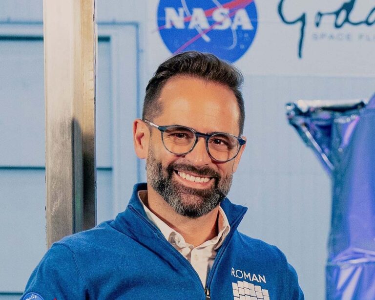 Un argentino de la NASA en el Planetario: Lucas Paganini presentará el telescopio espacial Nancy Grace Roman