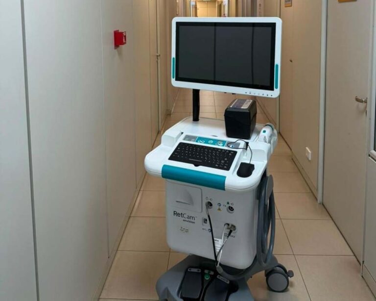 El Hospital Universitario Austral suma un equipamiento de vanguardia para salvar la visión de recién nacidos