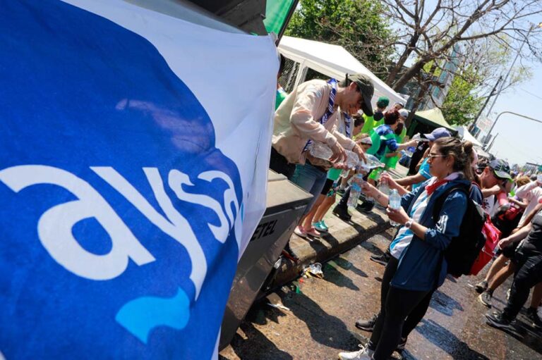 AySA asistirá a los fieles que peregrinen a Luján