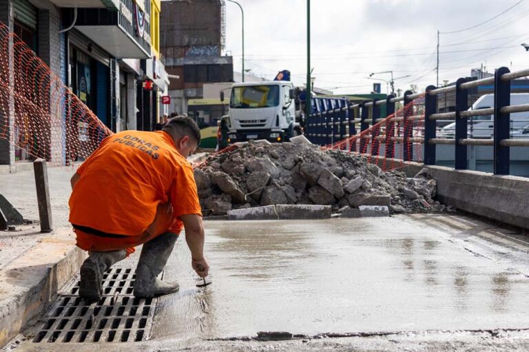 Continúa el Plan de Reparación de Calles y Veredas en distintos puntos de San Isidro