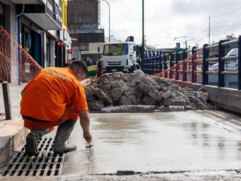 Continúa el Plan de Reparación de Calles y Veredas en distintos puntos de San Isidro