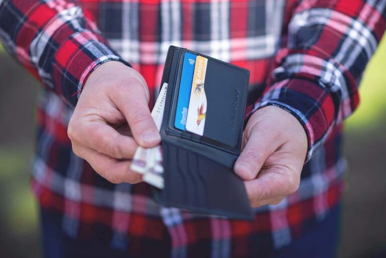 Plataforma Denaria Argentina llega para defender el uso del dinero en efectivo