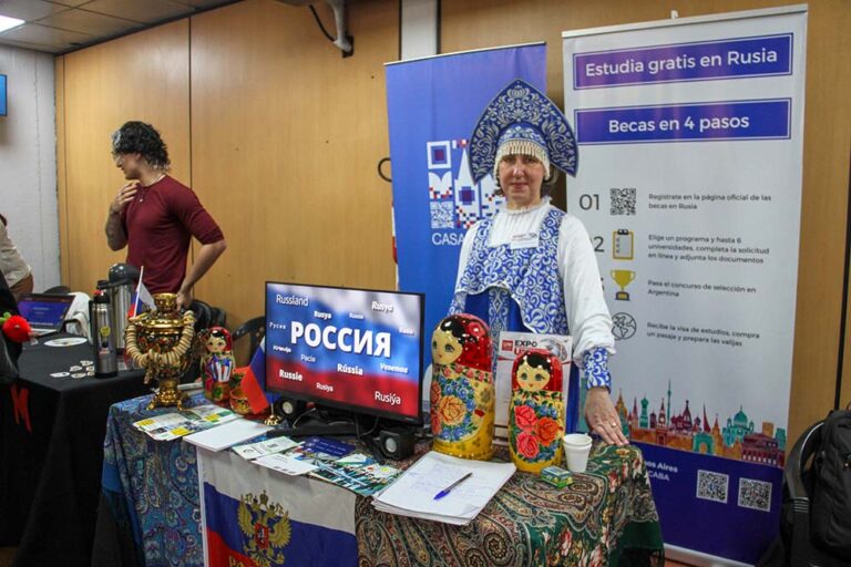 Estudiar, viajar y crecer: la Expo Internacional UM acercó el mundo a sus estudiantes
