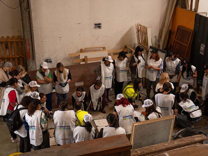 Más mujeres suman herramientas para desarrollarse en la construcción