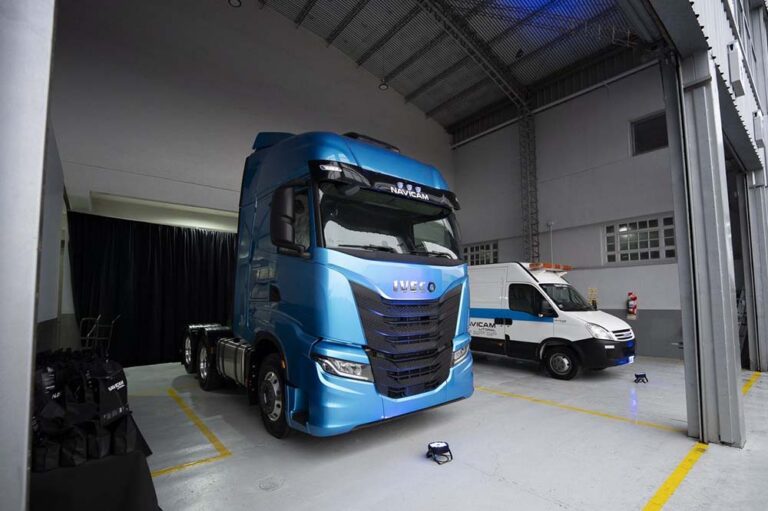 IVECO y NAVICAM dan un nuevo paso en el desarrollo de su operación en Argentina con la re-apertura de un punto de atención en el Litoral