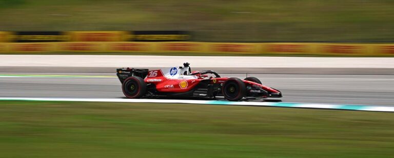 Leclerc lidera la FP2 en una jornada de alta degradación de los neumáticos