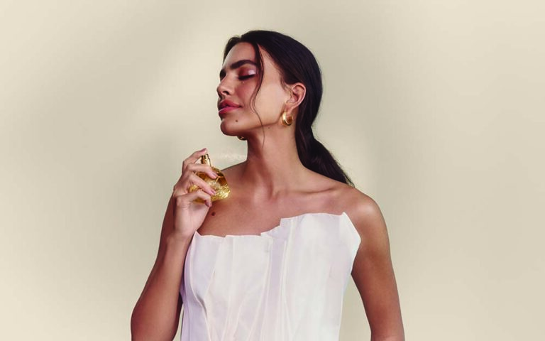 Natura presenta su nueva fragancia para este Día de las Madres: AURA ALBA