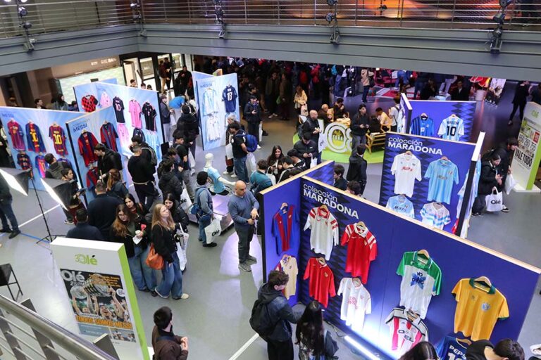 Olé celebró sus 30 años en una nueva edición del Summit, con  figuras del deporte y referentes de la industria