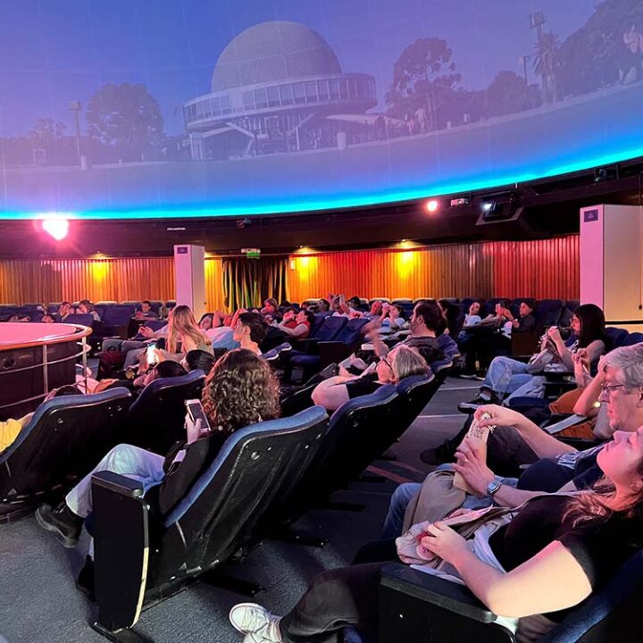 El Planetario y el IAFE cierran su ciclo de charlas con un encuentro sobre el Big Bang