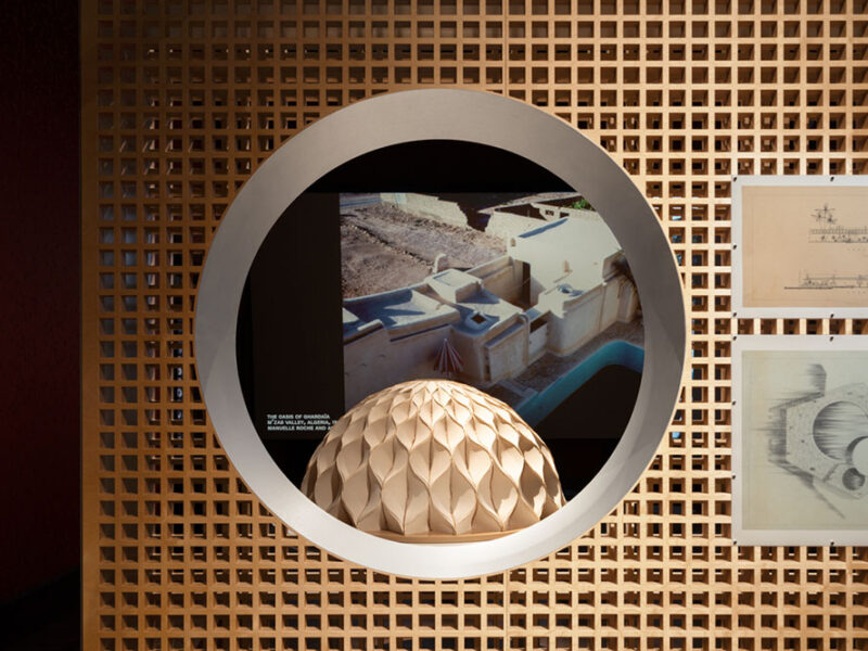 Qatar Museums presenta Beyti Beytak • ﺑﯿﺘﻲ ﺑﯿﺘﻚ • My Home is Your Home, una exposición insigne sobre arquitectura y pertenencia