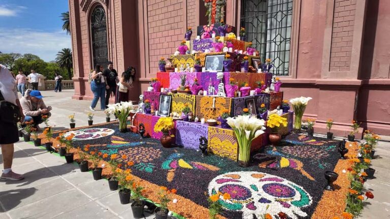 Michoacán llega a Buenos Aires para compartir la magia y el significado del Día de Muertos