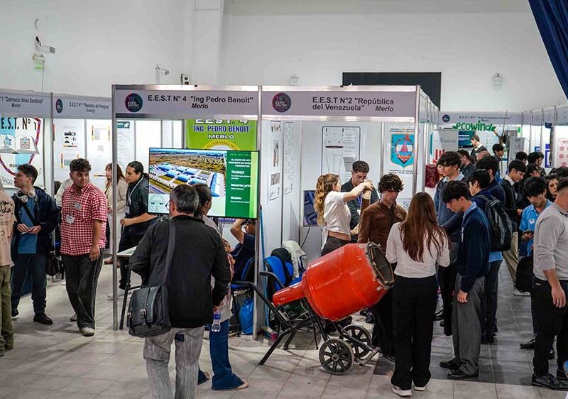 La Universidad de Morón participó de la 15.ª Expo UIO-TEC 2026