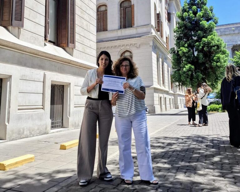 UTN FRD e INTA presentan una patente para una bioetiqueta inteligente que detecta la frescura de los alimentos